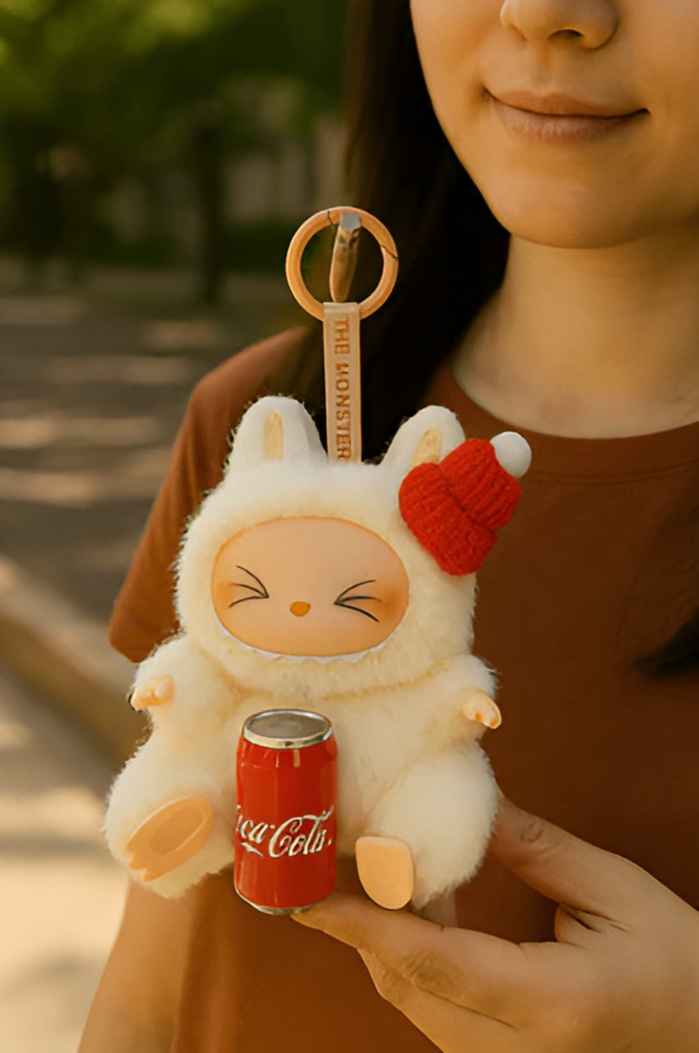 لابوبو - سلسلة مفاتيح قطيفة ناعمة